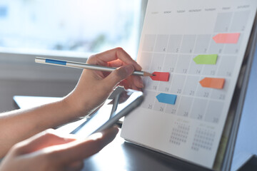 Reserva una sesión gratuita de consultoría tecnológica con un experto de Maedcore